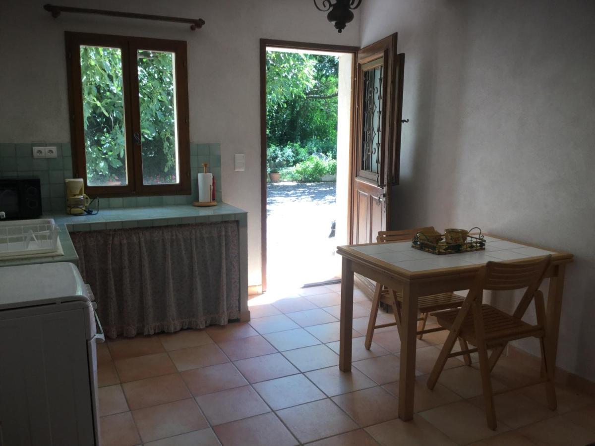 Appartement Dans Un Mas Provencal Istres Luaran gambar